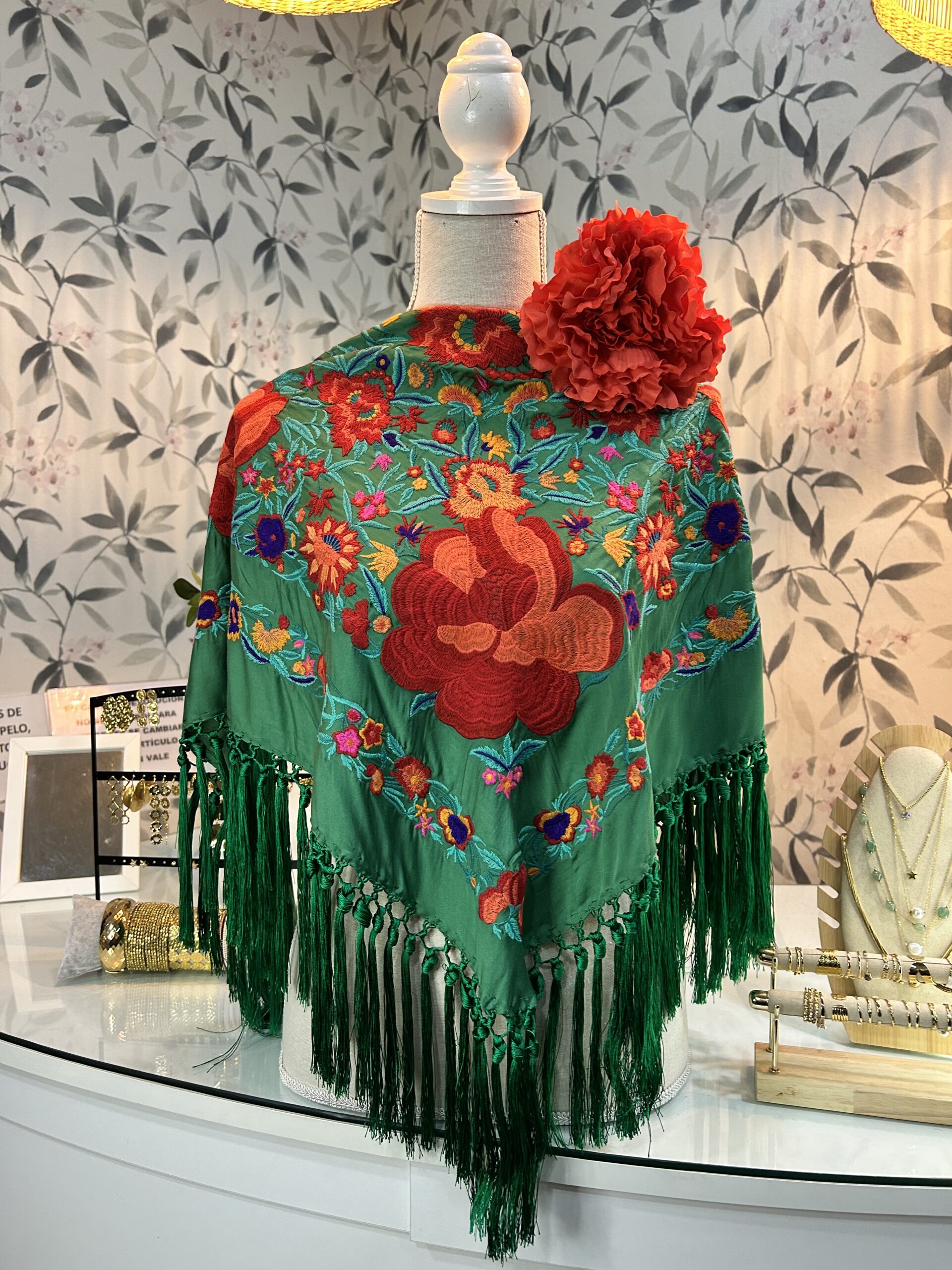 MANTON SEDA MODELO LOLA Verde con Rojo