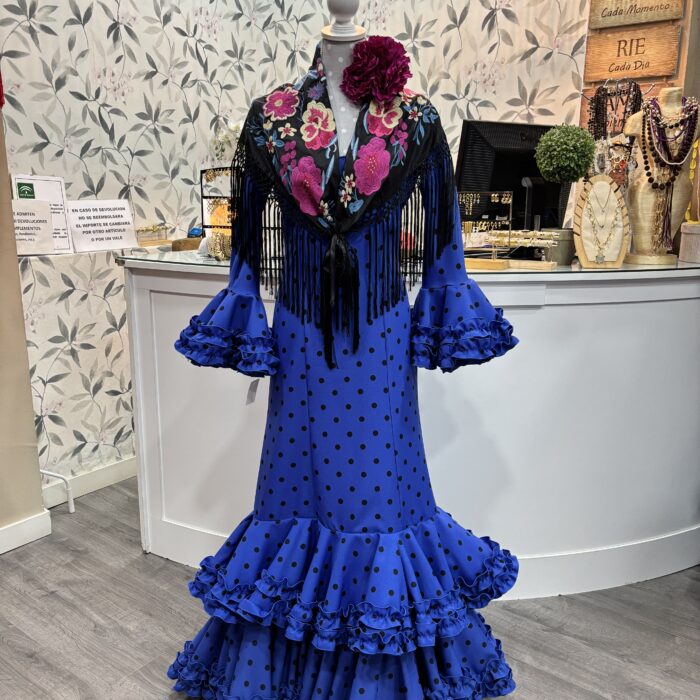 MODELO MANUELA Talla 42