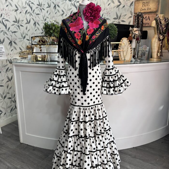 MODELO AZABACHE Talla 40