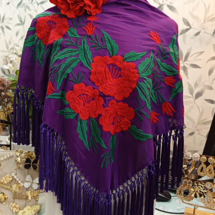 MANTÓN SEDA MODELO PEPA Morado con Rojo.