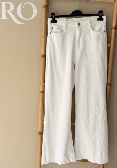 PANTALÓN VAQUERO BLANCO