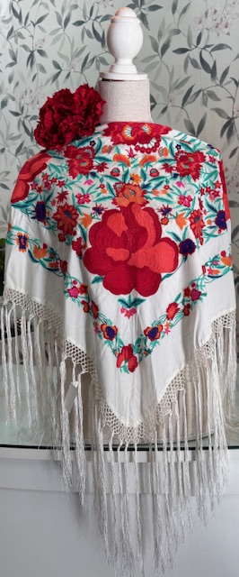 MANTÓN SEDA MODELO CAYETANA Blanco