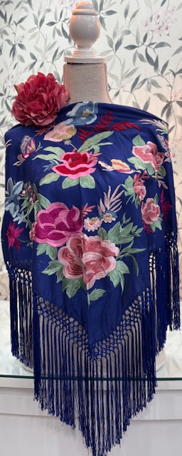 MANTÓN SEDA MODELO ANASTASIA Azulina