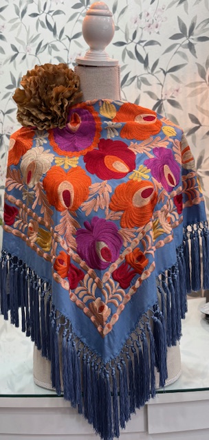 MANTÓN SEDA MODELO MARTA Azul Ducado