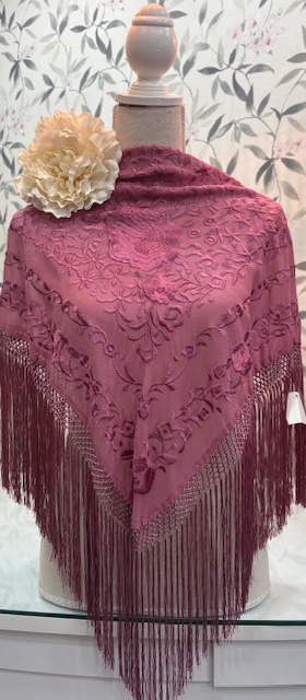 MANTÓN SEDA MODELO CANDELA Maquillaje