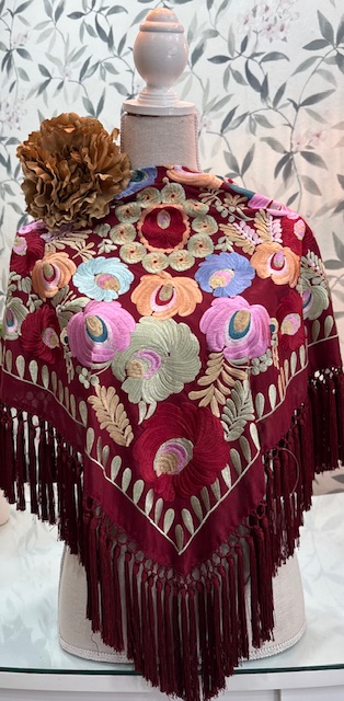 MANTÓN SEDA MODELO TELMA Burdeos